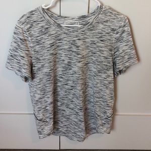 Lululemon running top. Like new condition